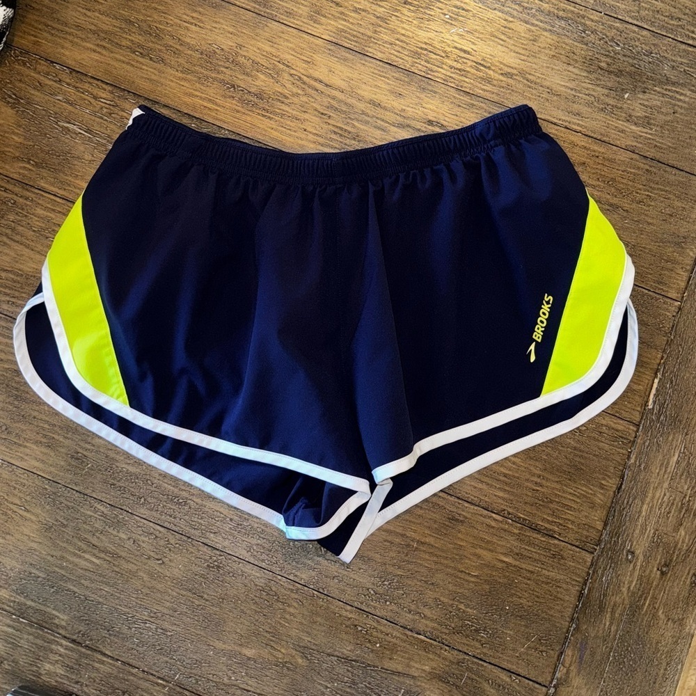 BROOKS Navy & Neon Green Lined Athletic Running Shorts Reflective Accents Large